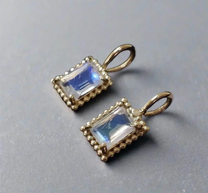 14k Gold Blue Fire Rainbow Moonstone Charm Gold Pendant - K Jewelry Accessories