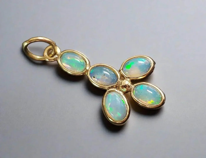 14k Gold Opal Pendant Flower Shape Elegant Piece - K Jewelry Accessories