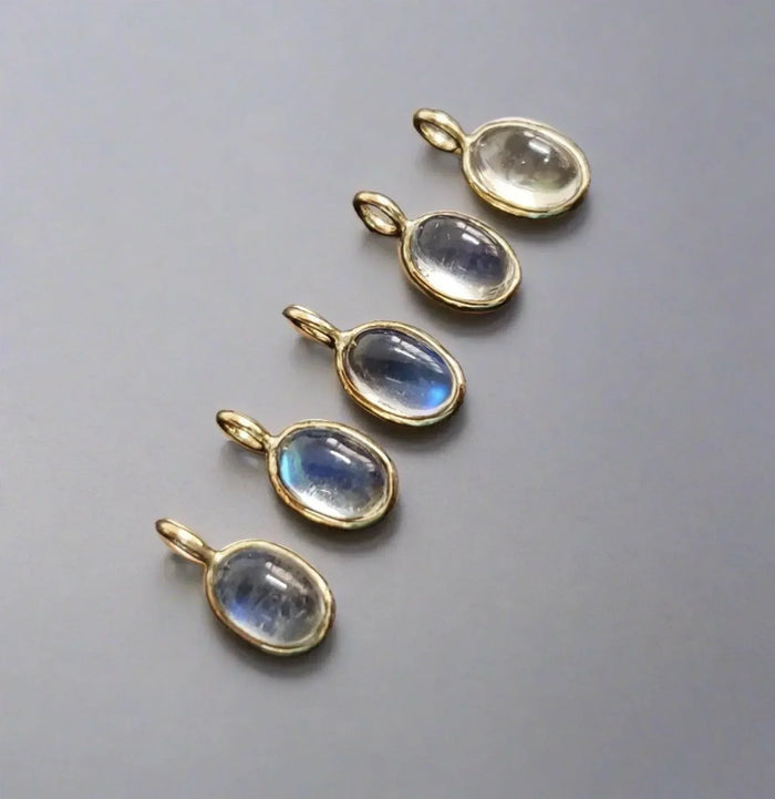 14k Gold Rainbow Moonstone Charm - K Jewelry Accessories