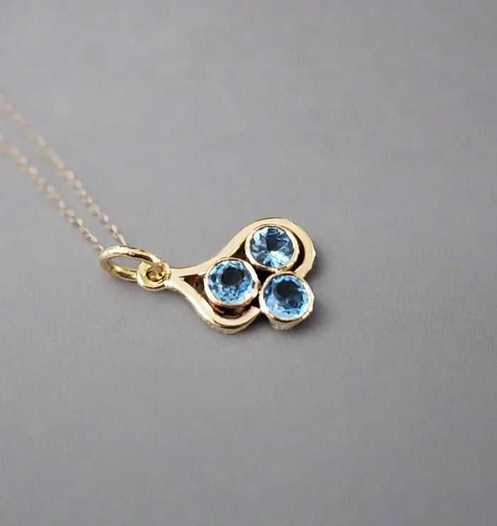 14k Gold Swiss Blue Topaz Pendant 3 stone - K Jewelry Accessories