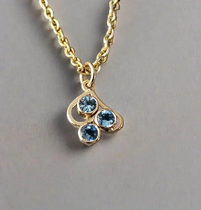 14k Gold Swiss Blue Topaz Pendant In Beautiful shape - K Jewelry Accessories