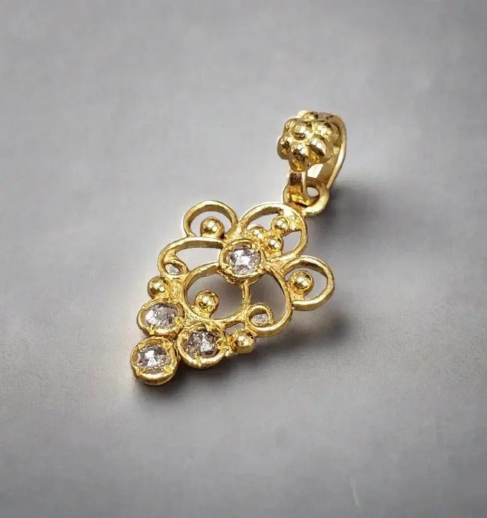 18k Diamond Pendant Gold Elegant design for women - K Jewelry Accessories