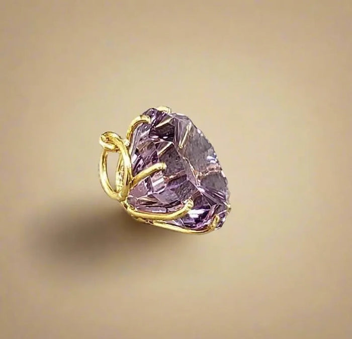 18k Gold Amethyst Floral Pendant Necklace