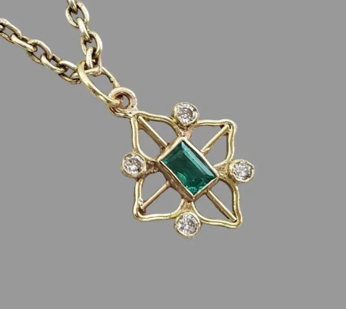 18k Gold Baguette Emerald & Diamond Pendant