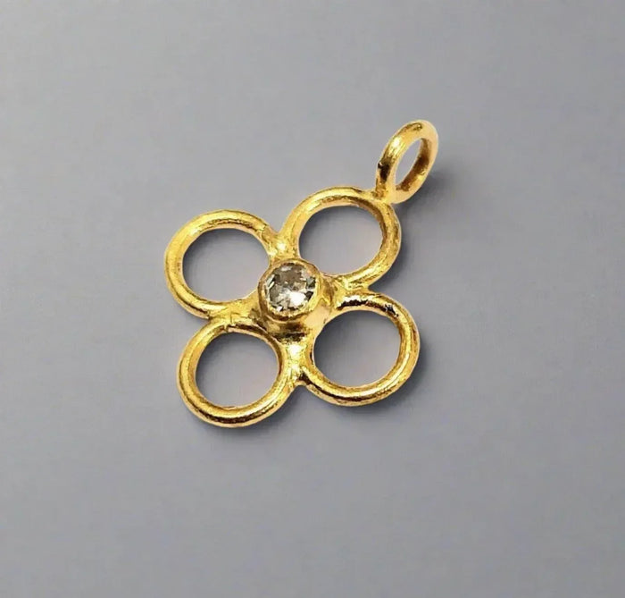 18k Gold Flower Shape Diamond Charm Pendant - K Jewelry Accessories