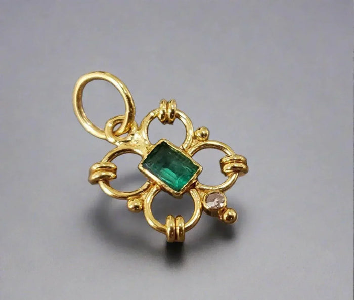 18k Gold Minimalist Emerald & Diamond Pendant For Her - K Jewelry Accessories