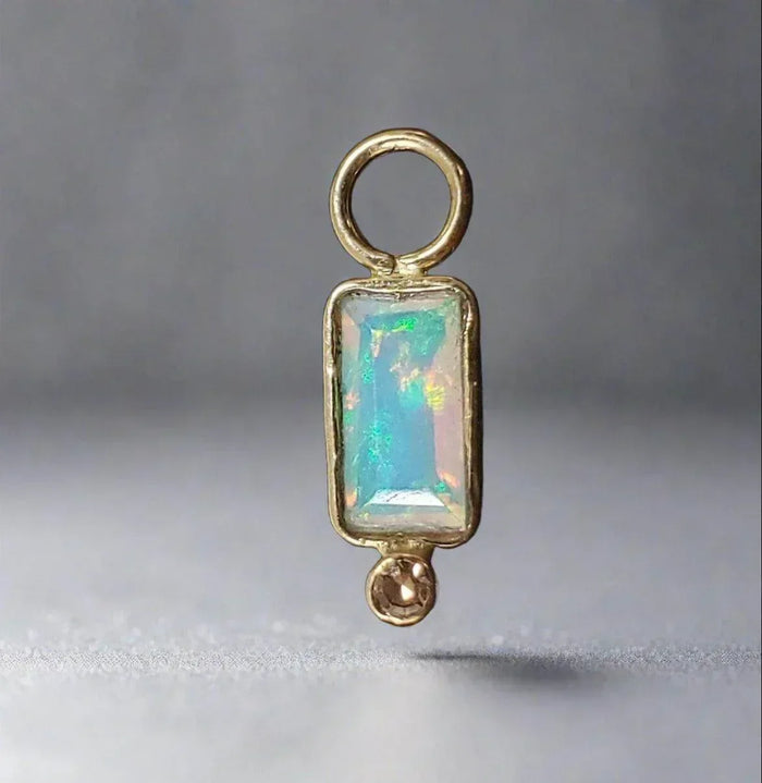 18k Gold Opal and Diamond Pendant Charm For Women - K Jewelry Accessories