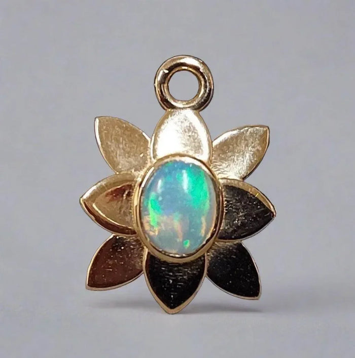 18k Gold Opal Charm Pendant Floral Shape Findings for her - K Jewelry Accessories