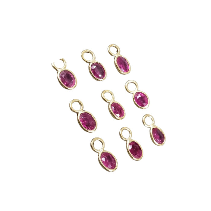 18k Gold Ruby Flat front ring Charm For Multipurpose Use - K Jewelry Accessories