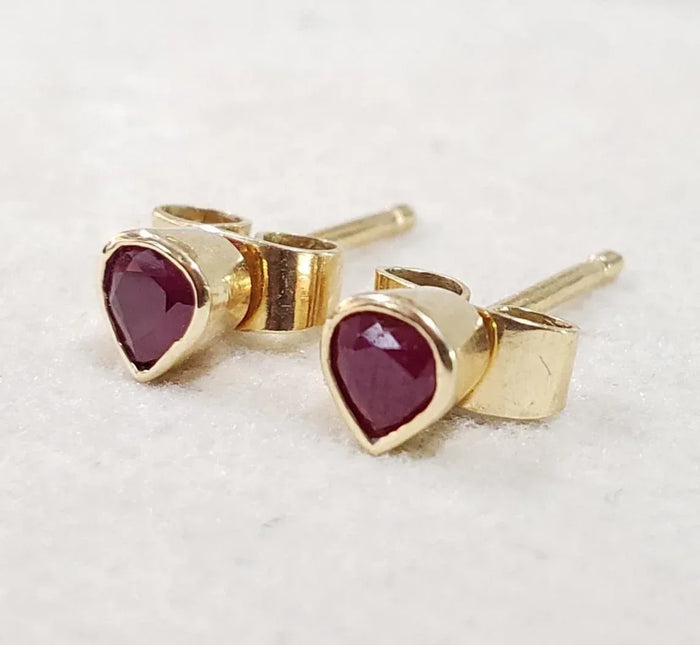 18k Gold Ruby Studs: Uncarved Heart Earrings, Precious Stone - K Jewelry Accessories