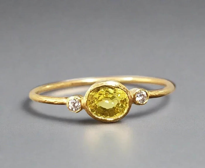 18k Gold Yellow Sapphire and Diamond Ring - K Jewelry Accessories