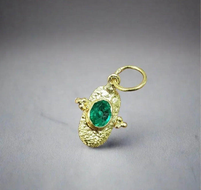 18k Gold Zambian Emerald Pendant Hammered Jewelry - K Jewelry Accessories