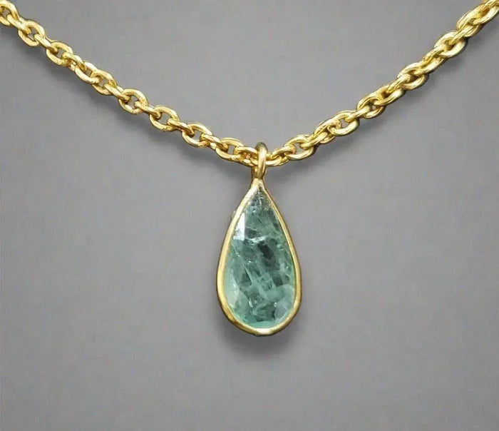18k Yellow Gold Zambian Emerald Charm Pear Shape - K Jewelry Accessories
