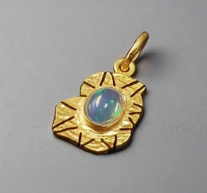 925 Gold Vermeil Ethiopian Opal Pendant Textured Multi fire - K Jewelry Accessories