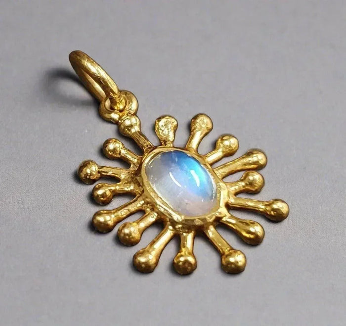 925 Gold Vermeil Rainbow Moonstone Pendant Sun Shape - K Jewelry Accessories