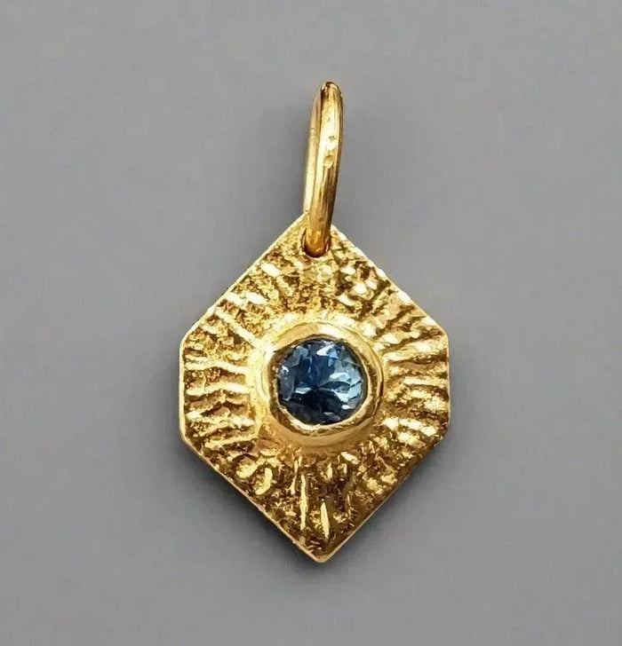 925 Gold Vermeil Swiss Blue Topaz Pendant Round Hammered - K Jewelry Accessories