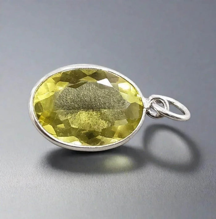 925 Silver Lemon Quartz Pendant oval shape green color - K Jewelry Accessories