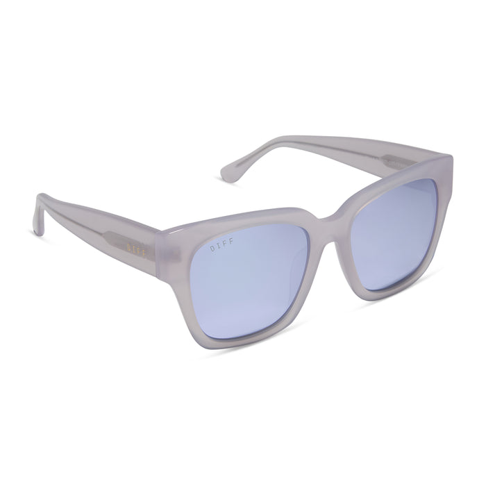 diff eyewear featuring the bella ii square sunglasses with a thistle light purple frame and lavendar mirror lenses angled view