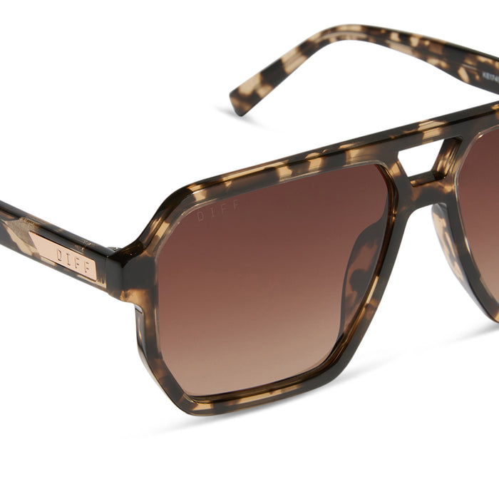 diff eyewear featuring the cameron navigator sunglasses with a espresso tortoise frame and brown gradient polarized lenses detailed view