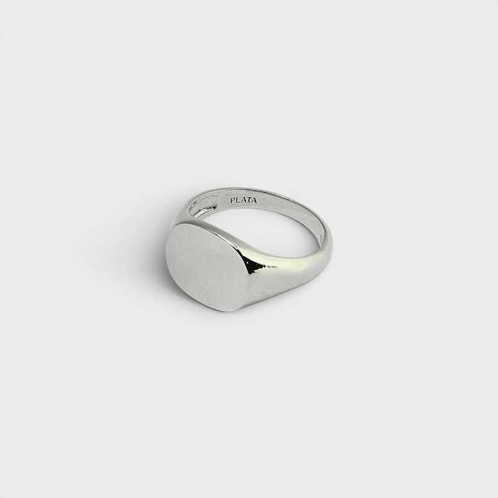 Classic Oval Signet Ring - Monis Anas Jewellers