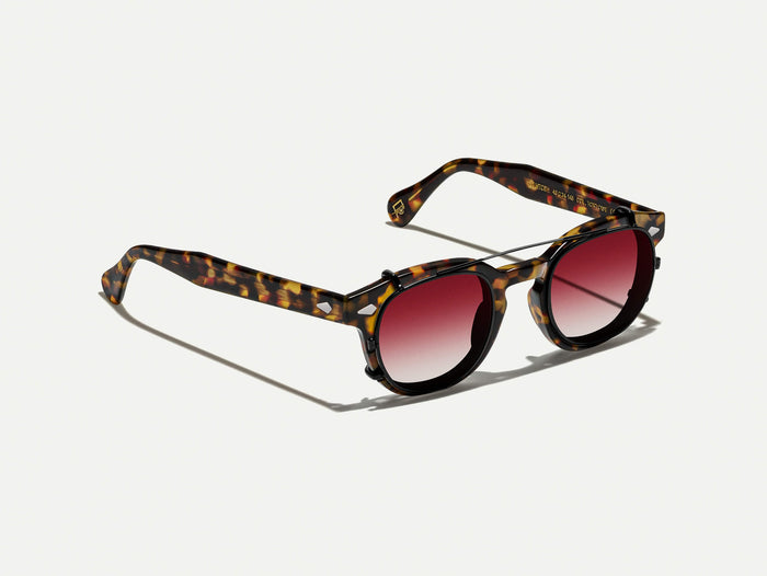 #color_big apple fade | The CLIPTOSH in Matte Black with Big Apple Fade Tinted Lenses