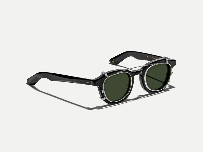 #color_silver | The DAHVEN CLIP in Silver with G-15 Lenses