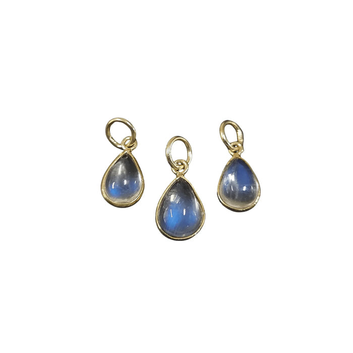 Dainty 14k Gold Rainbow Moonstone Pendant - K Jewelry Accessories