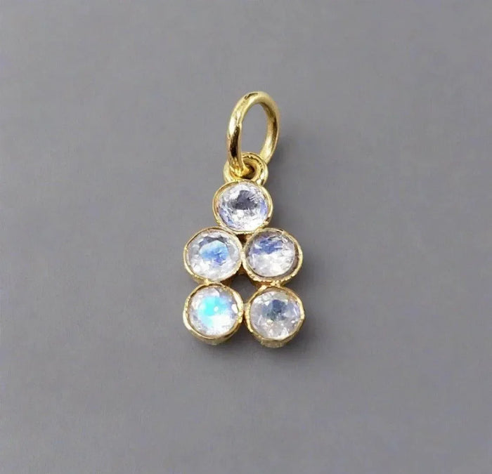 Elegant 14k Gold Rainbow Moonstone Pendant - K Jewelry Accessories