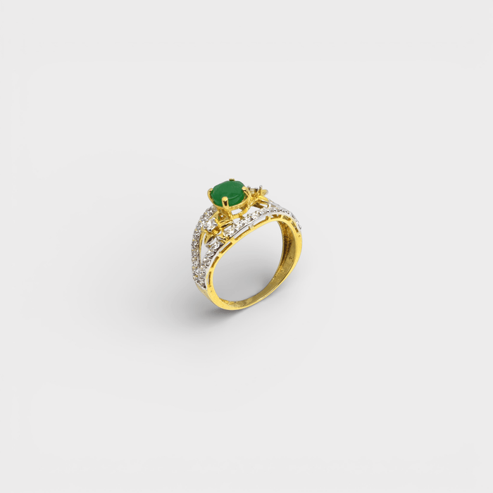 Emerald Lotus Solitaire Ring - Monis Anas Jewellers