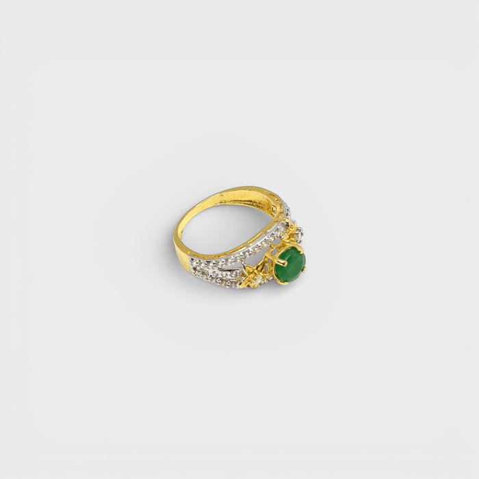 Emerald Lotus Solitaire Ring - Monis Anas Jewellers