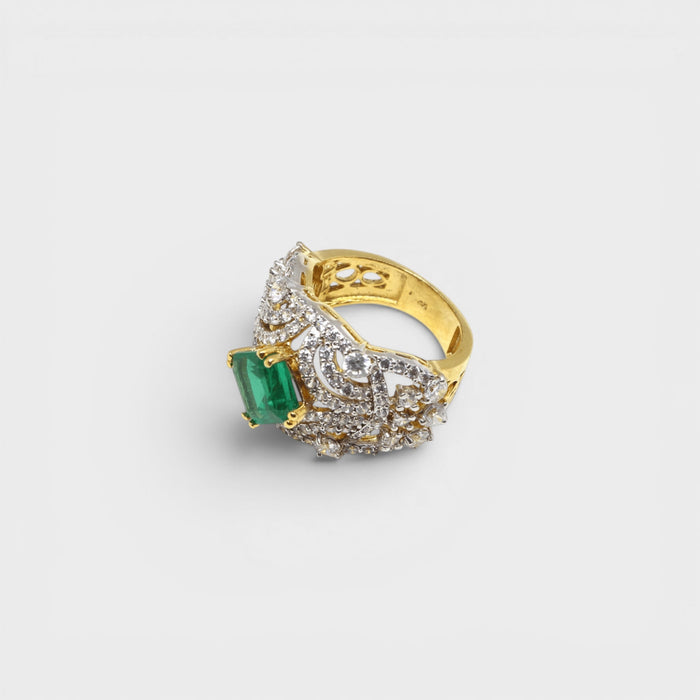 Emerald Majesty Ring - Monis Anas Jewellers