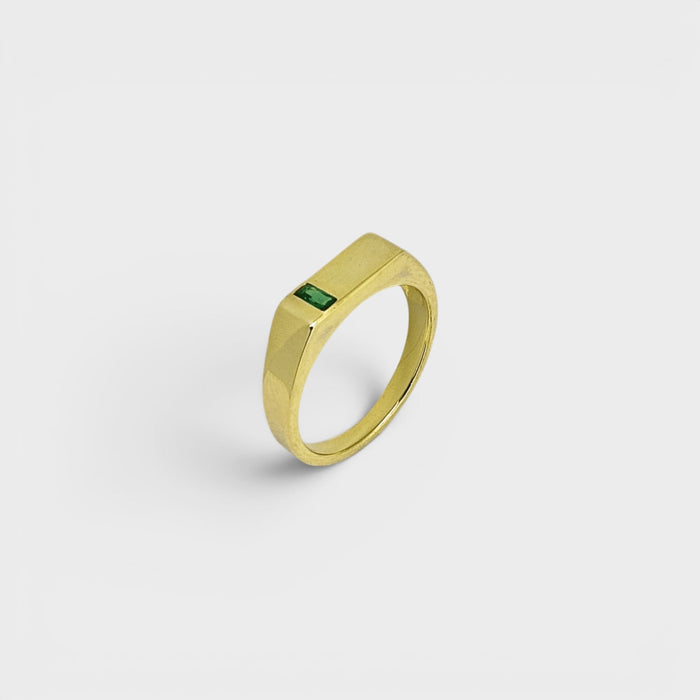 Gold Emerald Ring - Monis Anas Jewellers
