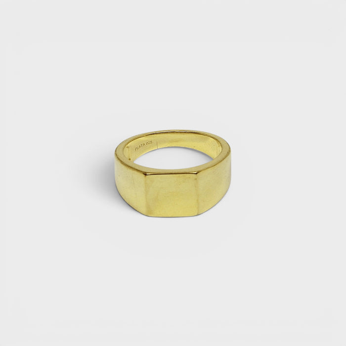 Gold Flat Signet Ring - Monis Anas Jewellers