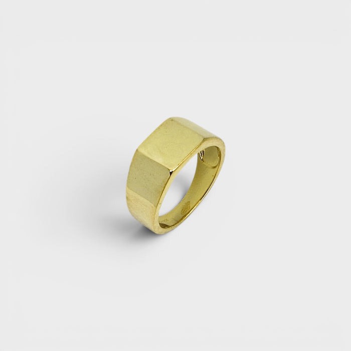 Gold Flat Signet Ring - Monis Anas Jewellers