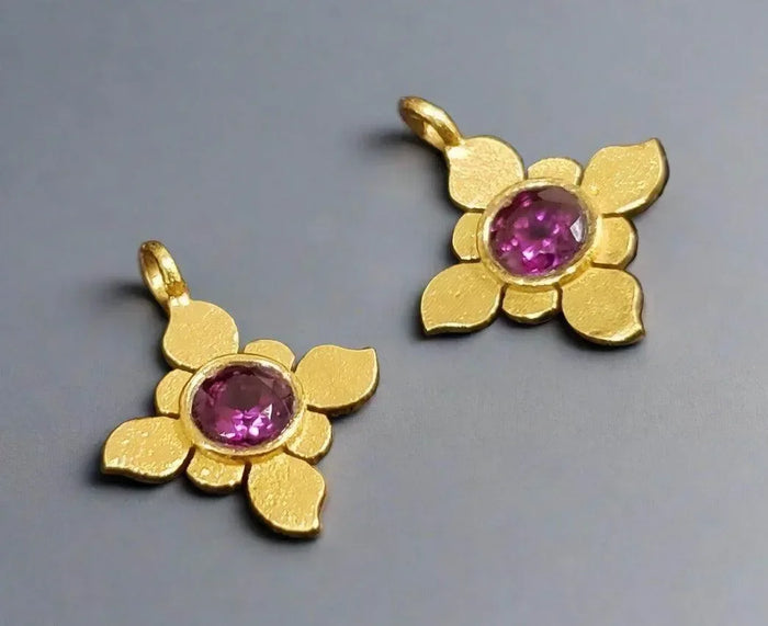 Gold Vermeil Floral Rhodolite Purple Garnet Charm Pendant - K Jewelry Accessories