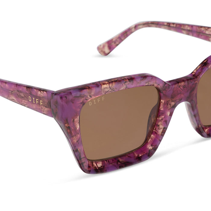 diff eyewear greer square sunglasses in a lavender haze tortoise acetate frame and brown lenses detailed view