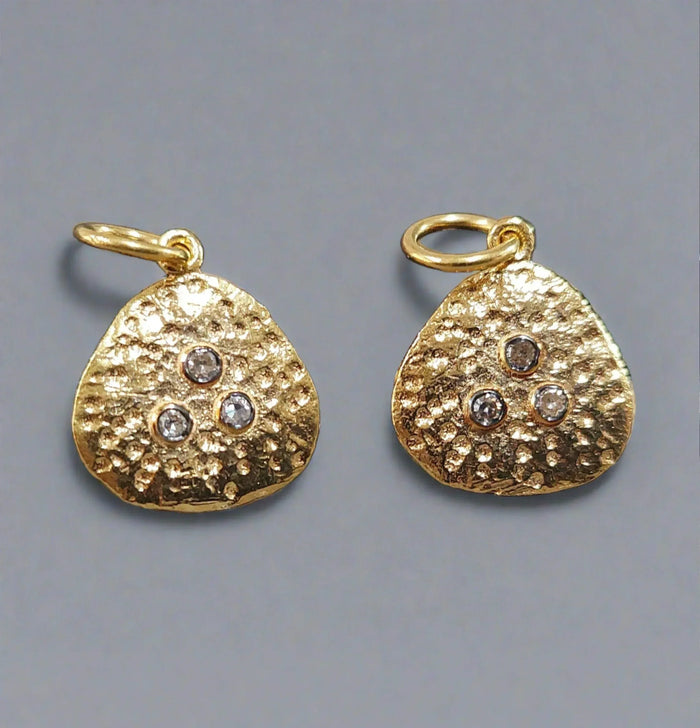 Hammered 14k Gold Diamond Pendant 3 stone charm - K Jewelry Accessories