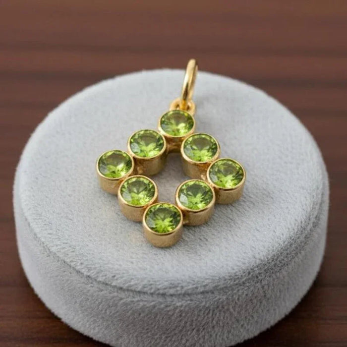 Handmade 14K Gold Peridot Kite Pendant : August Birthstone Jewelry
