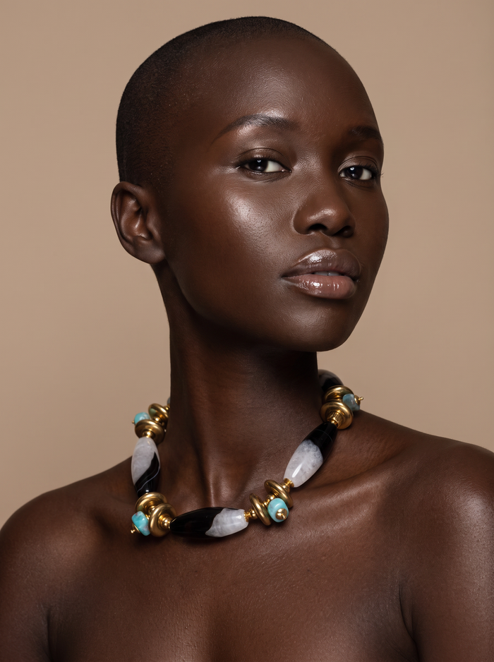 NÉBORA