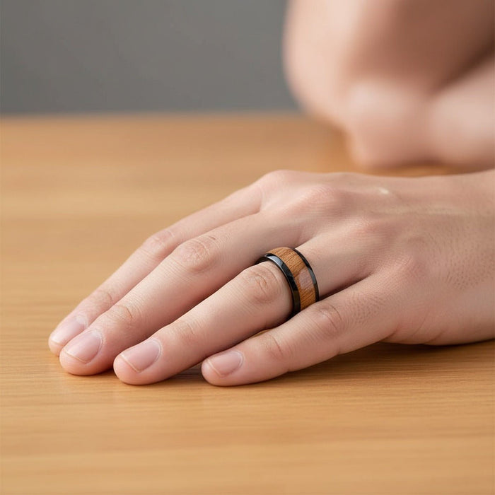 ODYSSEY black ceramic ring, hand lifestyle