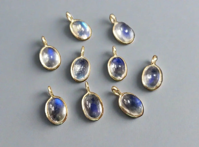 Oval Shape 14k Gold Rainbow Moonstone Charm Pendant - K Jewelry Accessories