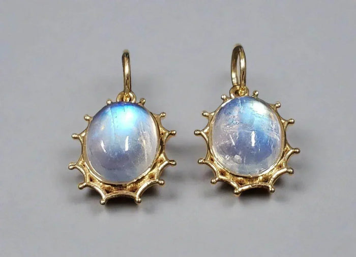 Oval Shape 14k Gold Rainbow Moonstone Dainty Pendant - K Jewelry Accessories