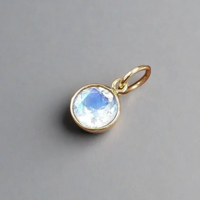 Round Shape 14k Gold Rainbow Moonstone Pendant - K Jewelry Accessories