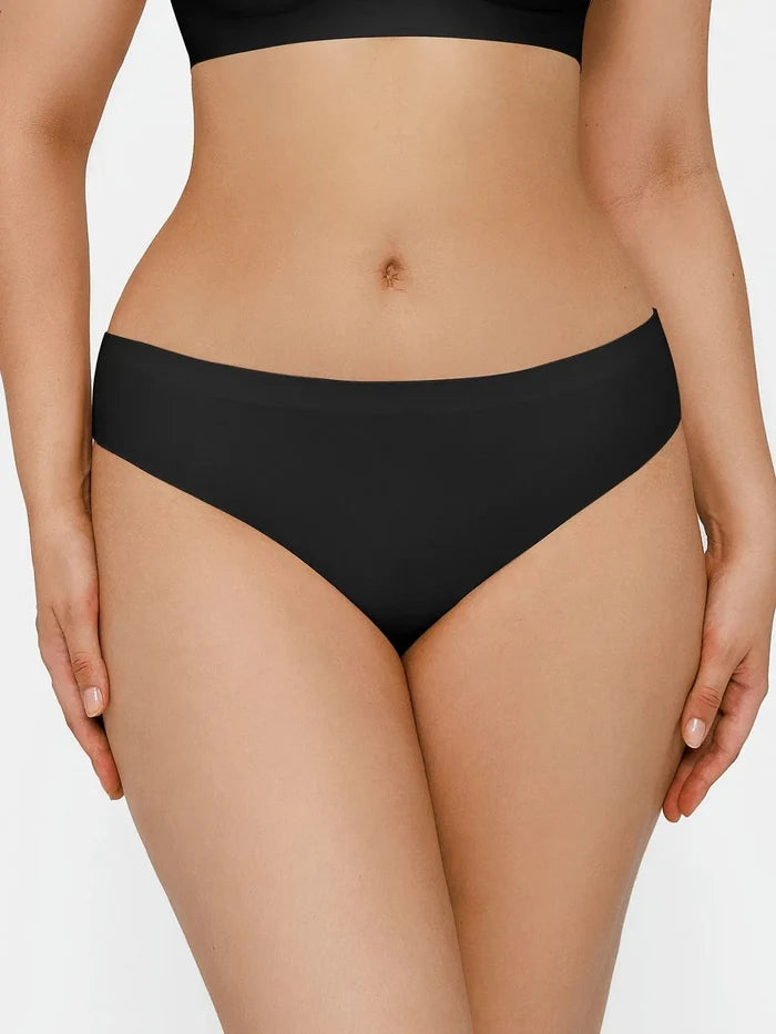 Black seamless high-stretch bikini with a wide, comfortable waistband.